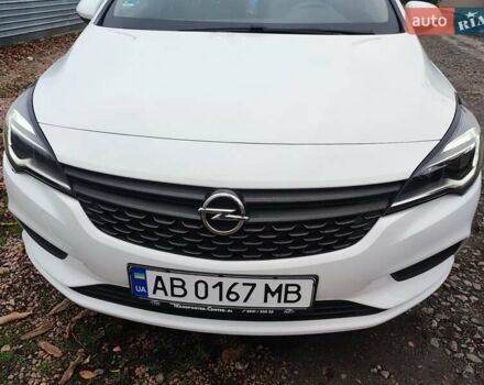 Белый Опель Астра, объемом двигателя 1.6 л и пробегом 184 тыс. км за 10000 $, фото 11 на Automoto.ua