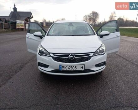 Білий Опель Астра, об'ємом двигуна 1.6 л та пробігом 203 тис. км за 9900 $, фото 2 на Automoto.ua