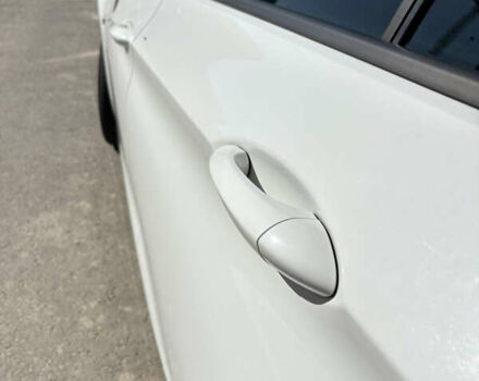 Белый Опель Астра, объемом двигателя 1.6 л и пробегом 205 тыс. км за 9900 $, фото 16 на Automoto.ua