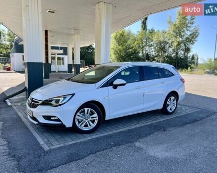 Белый Опель Астра, объемом двигателя 1.6 л и пробегом 196 тыс. км за 11250 $, фото 2 на Automoto.ua