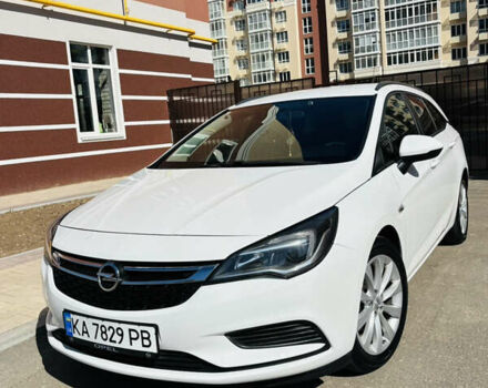 Белый Опель Астра, объемом двигателя 1.6 л и пробегом 205 тыс. км за 9900 $, фото 2 на Automoto.ua