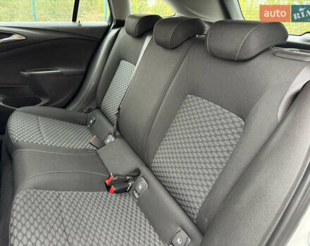 Белый Опель Астра, объемом двигателя 1.6 л и пробегом 182 тыс. км за 9999 $, фото 24 на Automoto.ua