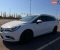 Белый Опель Астра, объемом двигателя 1.6 л и пробегом 212 тыс. км за 10000 $, фото 1 на Automoto.ua