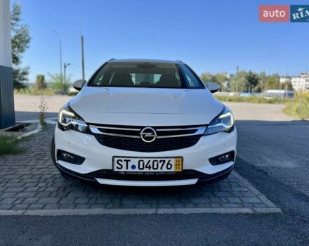 Белый Опель Астра, объемом двигателя 1.6 л и пробегом 196 тыс. км за 11250 $, фото 3 на Automoto.ua