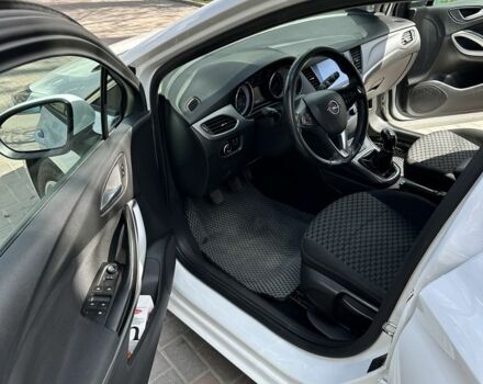 Белый Опель Астра, объемом двигателя 1.6 л и пробегом 250 тыс. км за 11000 $, фото 3 на Automoto.ua