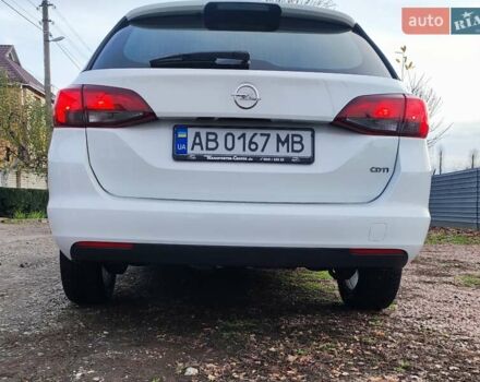 Белый Опель Астра, объемом двигателя 1.6 л и пробегом 184 тыс. км за 10000 $, фото 6 на Automoto.ua