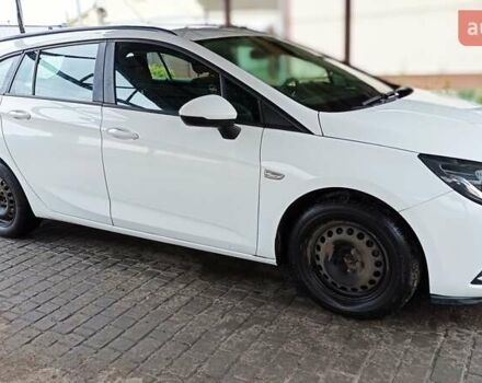 Белый Опель Астра, объемом двигателя 1.6 л и пробегом 160 тыс. км за 11800 $, фото 5 на Automoto.ua