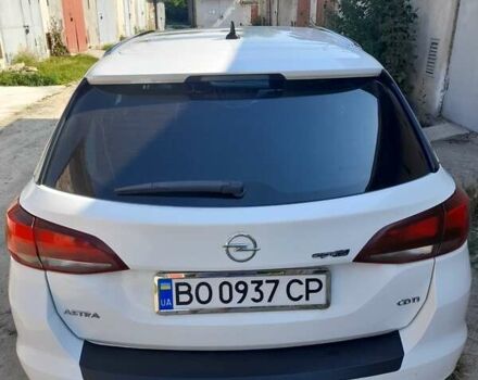 Білий Опель Астра, об'ємом двигуна 1.6 л та пробігом 212 тис. км за 10000 $, фото 6 на Automoto.ua