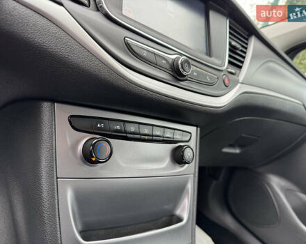 Белый Опель Астра, объемом двигателя 1.6 л и пробегом 182 тыс. км за 9999 $, фото 19 на Automoto.ua