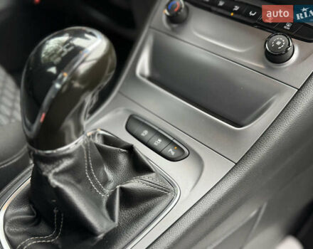 Белый Опель Астра, объемом двигателя 1.6 л и пробегом 182 тыс. км за 9999 $, фото 6 на Automoto.ua