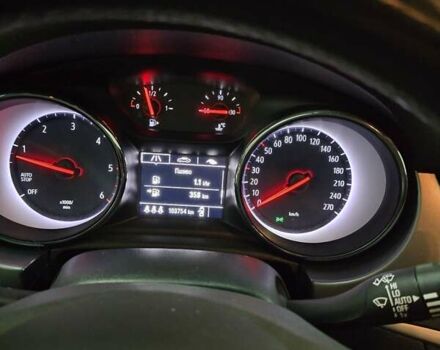 Опель Астра 2017 в Бердичеве на Automoto.ua Белый Опель Астра, объемом двигателя 1.6 л и пробегом 169 тыс. км за 8800 $, фото 2 на Automoto.ua