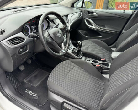 Белый Опель Астра, объемом двигателя 1.6 л и пробегом 182 тыс. км за 9999 $, фото 23 на Automoto.ua