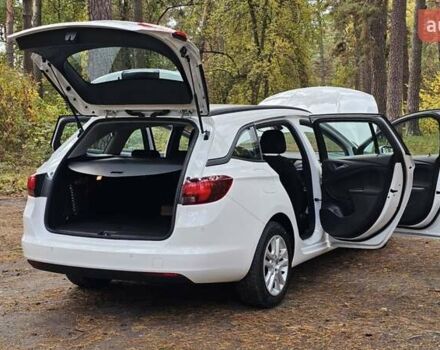 Опель Астра 2018 в Чернигове на Automoto.ua Белый Опель Астра, объемом двигателя 1.6 л и пробегом 248 тыс. км за 8999 $, фото 43 на Automoto.ua