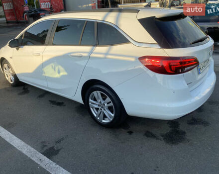 Белый Опель Астра, объемом двигателя 1.6 л и пробегом 217 тыс. км за 11500 $, фото 6 на Automoto.ua