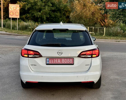 Белый Опель Астра, объемом двигателя 1.6 л и пробегом 205 тыс. км за 12795 $, фото 4 на Automoto.ua