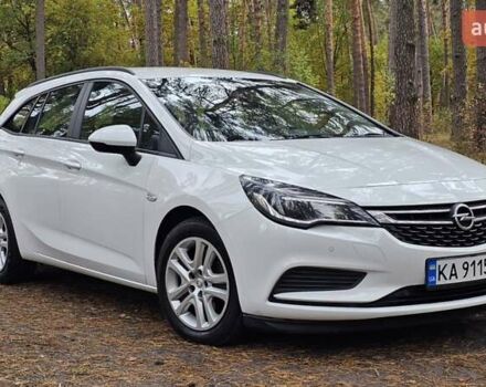 Опель Астра 2018 в Чернигове на Automoto.ua Белый Опель Астра, объемом двигателя 1.6 л и пробегом 248 тыс. км за 8999 $, фото 3 на Automoto.ua