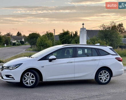 Белый Опель Астра, объемом двигателя 1.6 л и пробегом 205 тыс. км за 12795 $, фото 1 на Automoto.ua