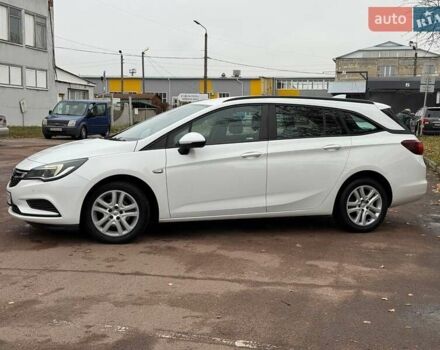 Белый Опель Астра, объемом двигателя 1.6 л и пробегом 248 тыс. км за 9700 $, фото 1 на Automoto.ua