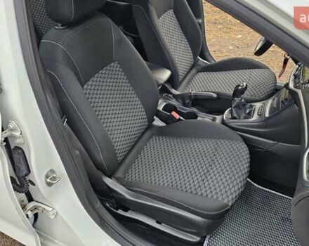 Опель Астра 2018 в Чернигове на Automoto.ua Белый Опель Астра, объемом двигателя 1.6 л и пробегом 248 тыс. км за 8999 $, фото 17 на Automoto.ua