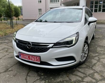 Белый Опель Астра, объемом двигателя 1.6 л и пробегом 221 тыс. км за 10700 $, фото 2 на Automoto.ua