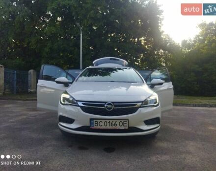 Белый Опель Астра, объемом двигателя 1.6 л и пробегом 85 тыс. км за 11500 $, фото 1 на Automoto.ua