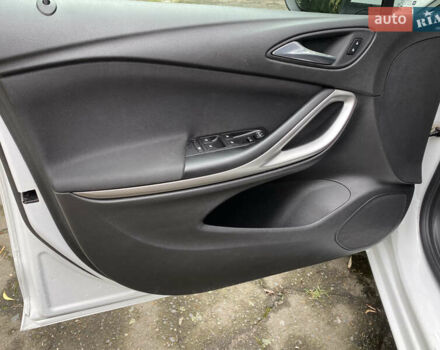 Белый Опель Астра, объемом двигателя 1.6 л и пробегом 221 тыс. км за 10600 $, фото 28 на Automoto.ua