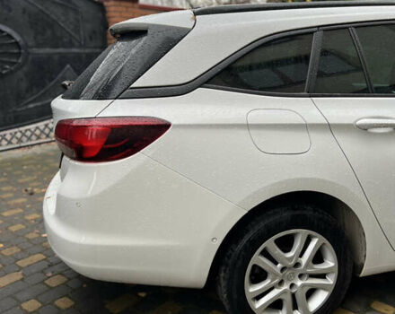 Білий Опель Астра, об'ємом двигуна 1.6 л та пробігом 186 тис. км за 11900 $, фото 6 на Automoto.ua
