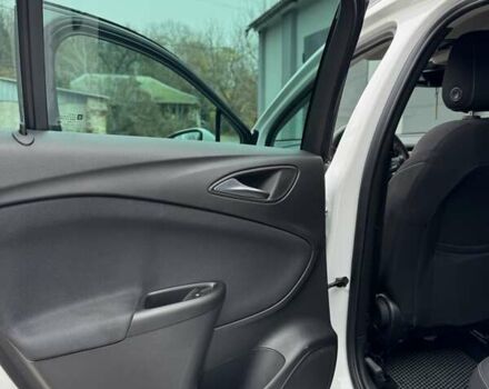 Белый Опель Астра, объемом двигателя 1.6 л и пробегом 223 тыс. км за 11000 $, фото 50 на Automoto.ua