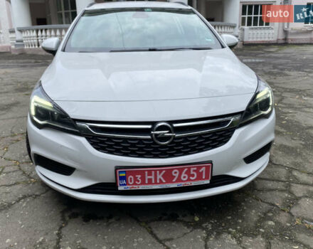 Белый Опель Астра, объемом двигателя 1.6 л и пробегом 221 тыс. км за 10800 $, фото 1 на Automoto.ua
