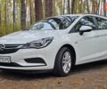 Опель Астра 2018 в Чернигове на Automoto.ua Белый Опель Астра, объемом двигателя 1.6 л и пробегом 248 тыс. км за 8999 $, фото 2 на Automoto.ua