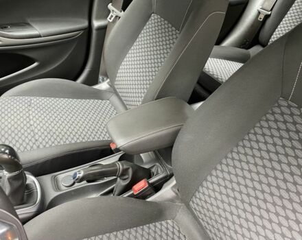 Белый Опель Астра, объемом двигателя 1.6 л и пробегом 221 тыс. км за 10700 $, фото 23 на Automoto.ua