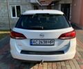 Белый Опель Астра, объемом двигателя 1.6 л и пробегом 296 тыс. км за 10000 $, фото 14 на Automoto.ua
