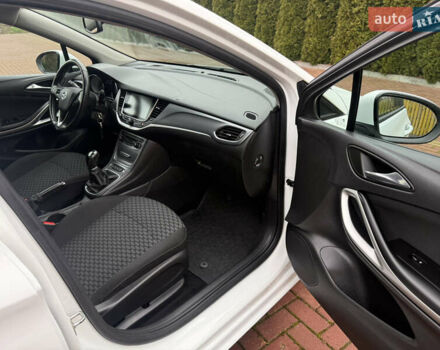 Білий Опель Астра, об'ємом двигуна 1.6 л та пробігом 182 тис. км за 10700 $, фото 35 на Automoto.ua