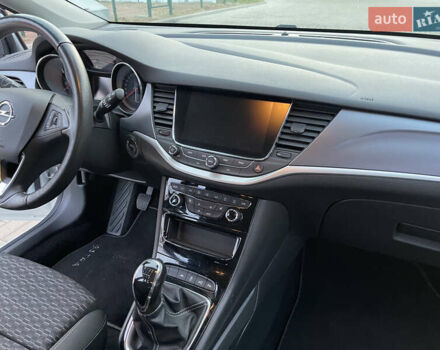 Білий Опель Астра, об'ємом двигуна 1.6 л та пробігом 189 тис. км за 10999 $, фото 24 на Automoto.ua