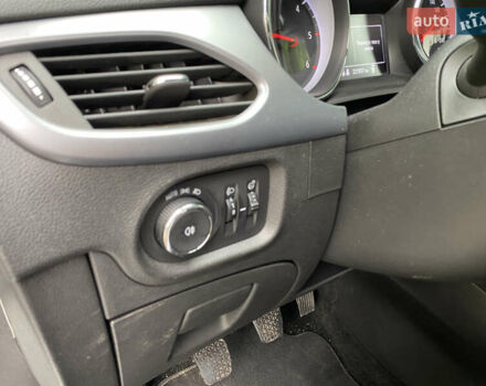 Белый Опель Астра, объемом двигателя 1.6 л и пробегом 221 тыс. км за 10600 $, фото 33 на Automoto.ua