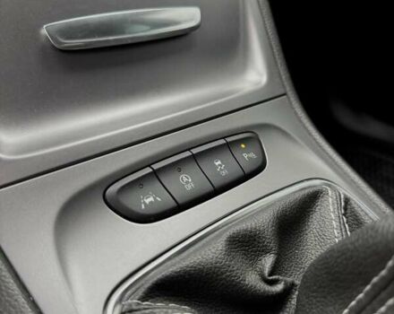 Белый Опель Астра, объемом двигателя 1.6 л и пробегом 223 тыс. км за 11000 $, фото 63 на Automoto.ua