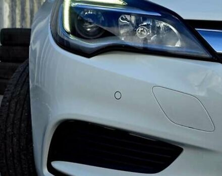 Білий Опель Астра, об'ємом двигуна 1.6 л та пробігом 132 тис. км за 12000 $, фото 2 на Automoto.ua