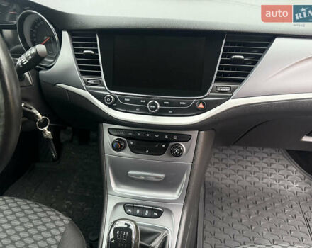 Білий Опель Астра, об'ємом двигуна 1.6 л та пробігом 182 тис. км за 10700 $, фото 31 на Automoto.ua