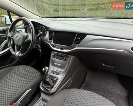 Білий Опель Астра, об'ємом двигуна 1.6 л та пробігом 182 тис. км за 10700 $, фото 32 на Automoto.ua