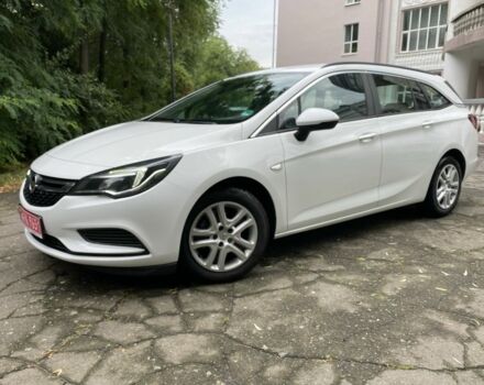 Белый Опель Астра, объемом двигателя 1.6 л и пробегом 221 тыс. км за 10700 $, фото 4 на Automoto.ua
