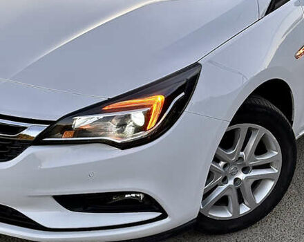 Белый Опель Астра, объемом двигателя 1.6 л и пробегом 205 тыс. км за 12795 $, фото 9 на Automoto.ua