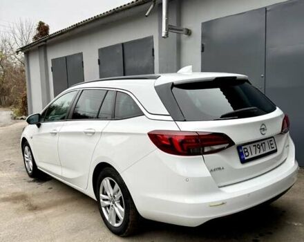 Белый Опель Астра, объемом двигателя 1.6 л и пробегом 223 тыс. км за 11000 $, фото 2 на Automoto.ua