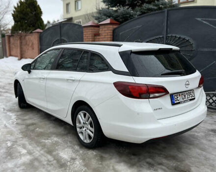 Белый Опель Астра, объемом двигателя 1.6 л и пробегом 186 тыс. км за 11700 $, фото 6 на Automoto.ua
