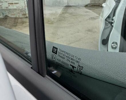 Белый Опель Астра, объемом двигателя 1.6 л и пробегом 223 тыс. км за 11000 $, фото 86 на Automoto.ua