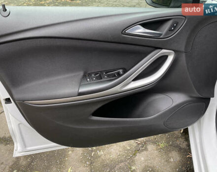 Белый Опель Астра, объемом двигателя 1.6 л и пробегом 221 тыс. км за 10600 $, фото 39 на Automoto.ua