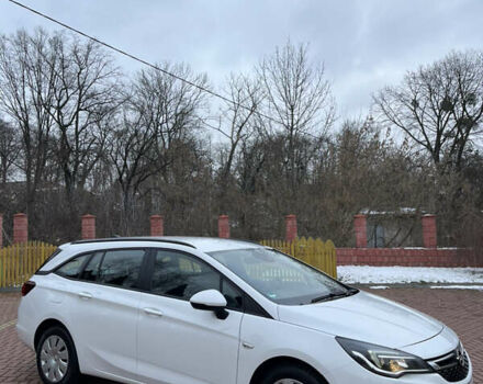 Белый Опель Астра, объемом двигателя 1.6 л и пробегом 129 тыс. км за 10500 $, фото 8 на Automoto.ua