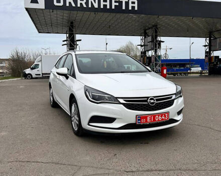 Белый Опель Астра, объемом двигателя 1.6 л и пробегом 190 тыс. км за 10799 $, фото 4 на Automoto.ua