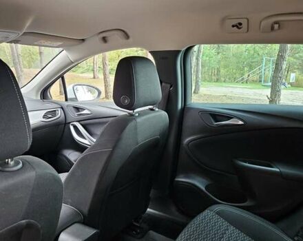 Опель Астра 2019 у Нетешине на Automoto.ua Білий Опель Астра, об'ємом двигуна 1.6 л та пробігом 212 тис. км за 11300 $, фото 1 на Automoto.ua