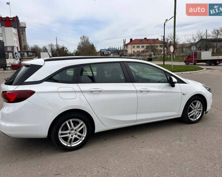 Белый Опель Астра, объемом двигателя 1.6 л и пробегом 195 тыс. км за 9899 $, фото 28 на Automoto.ua