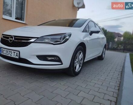 Опель Астра 2019 в Трускавце на Automoto.ua Белый Опель Астра, объемом двигателя 1.6 л и пробегом 215 тыс. км за 11900 $, фото 9 на Automoto.ua